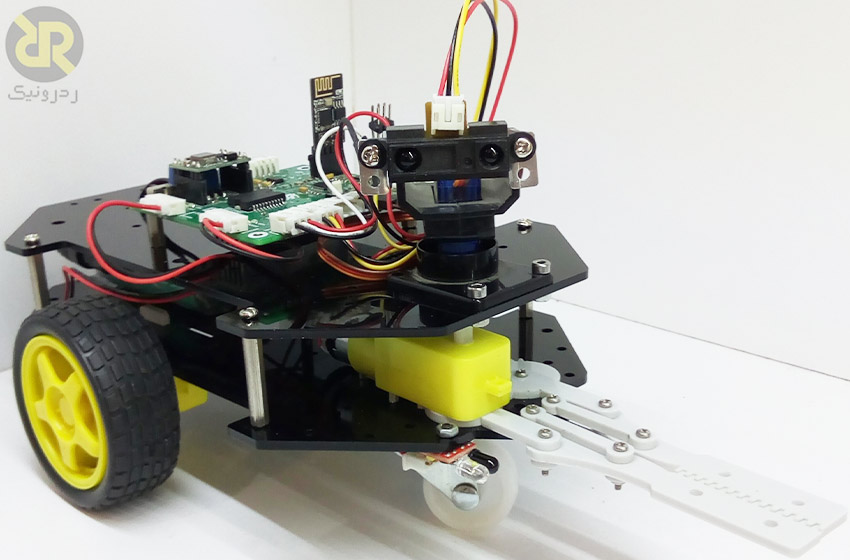پروژه راه اندازی ربات تشخیص مانع با استفاده از سنسور مادون قرمز